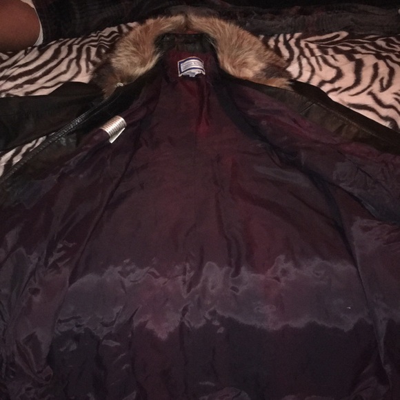 LEATHER TRENCH COAT WITH BELT & POCKETS, REAL FUR - Picture 5 of 6